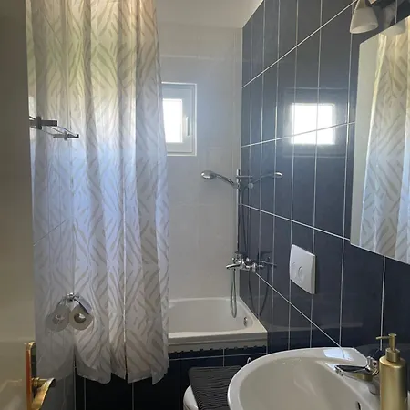 Rab Island Apartmets - Palit 라브